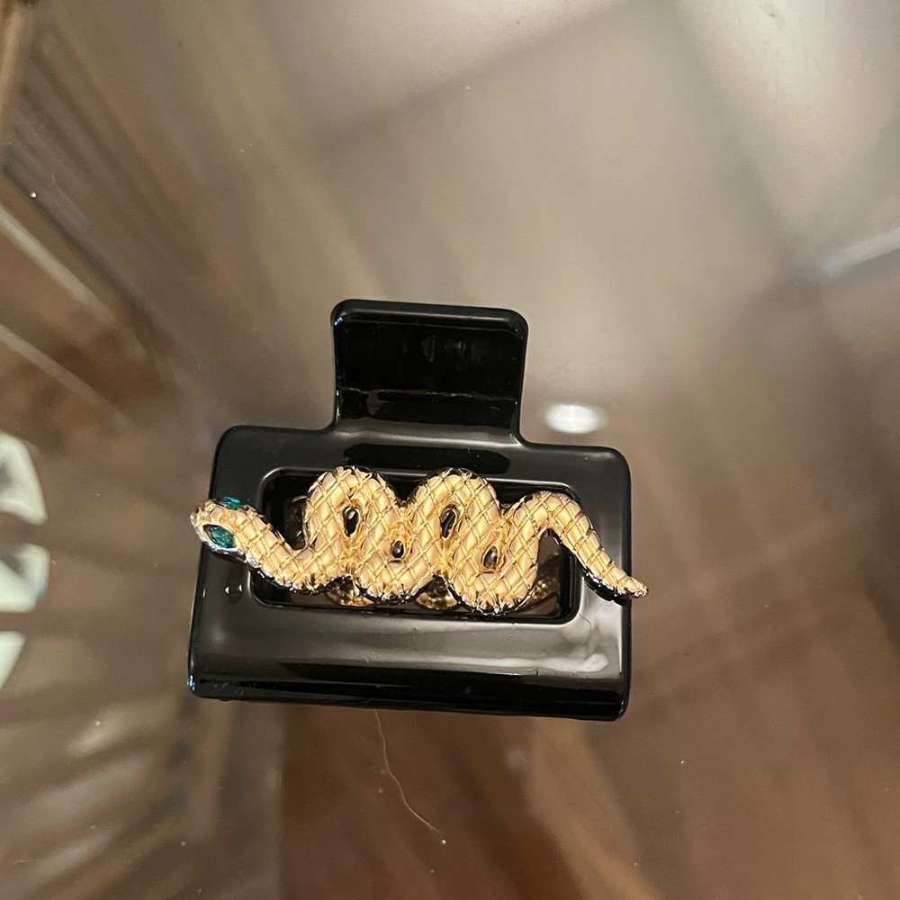 Hair clip